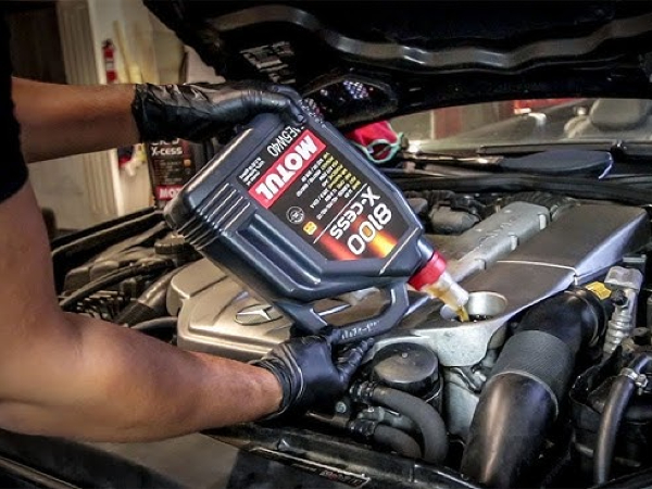 Import Auto Mechanical Services in Commerce City